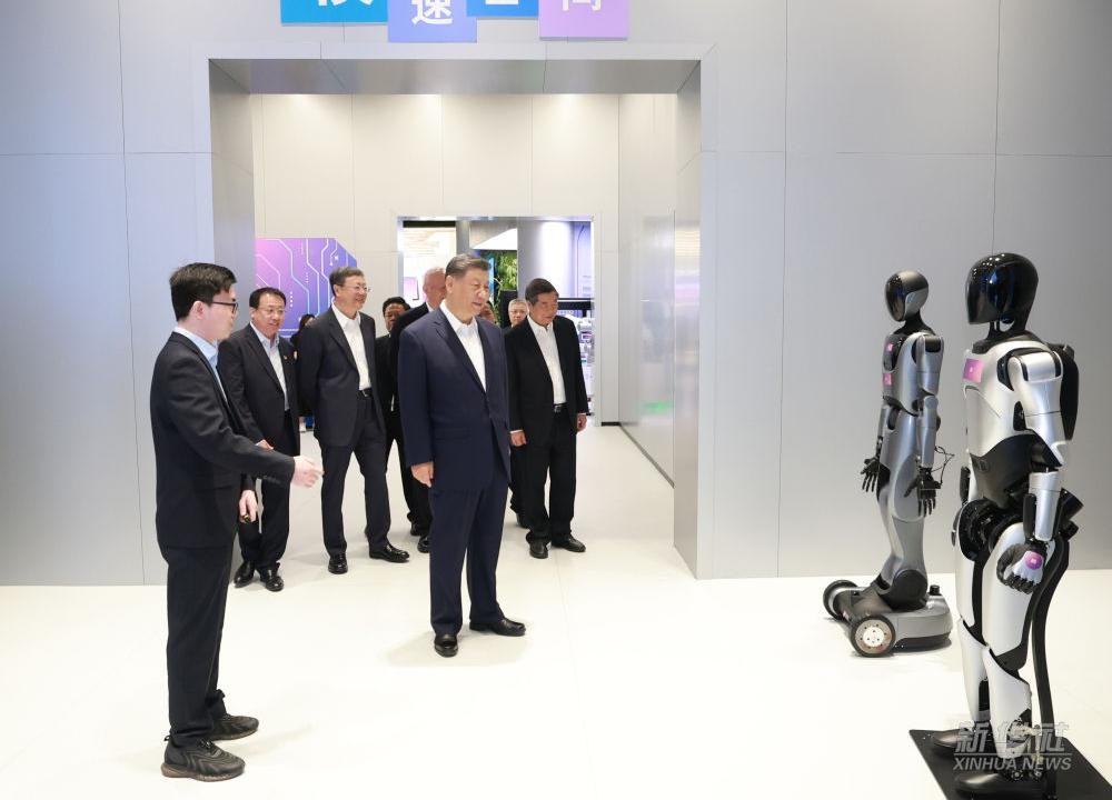 习近平总书记到上海调研，hy3380海洋之神代表具身智能行业汇报进展